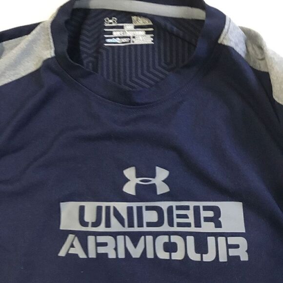 Under Armour boys long sleeve T-shirt size YLG - Picture 2 of 2
